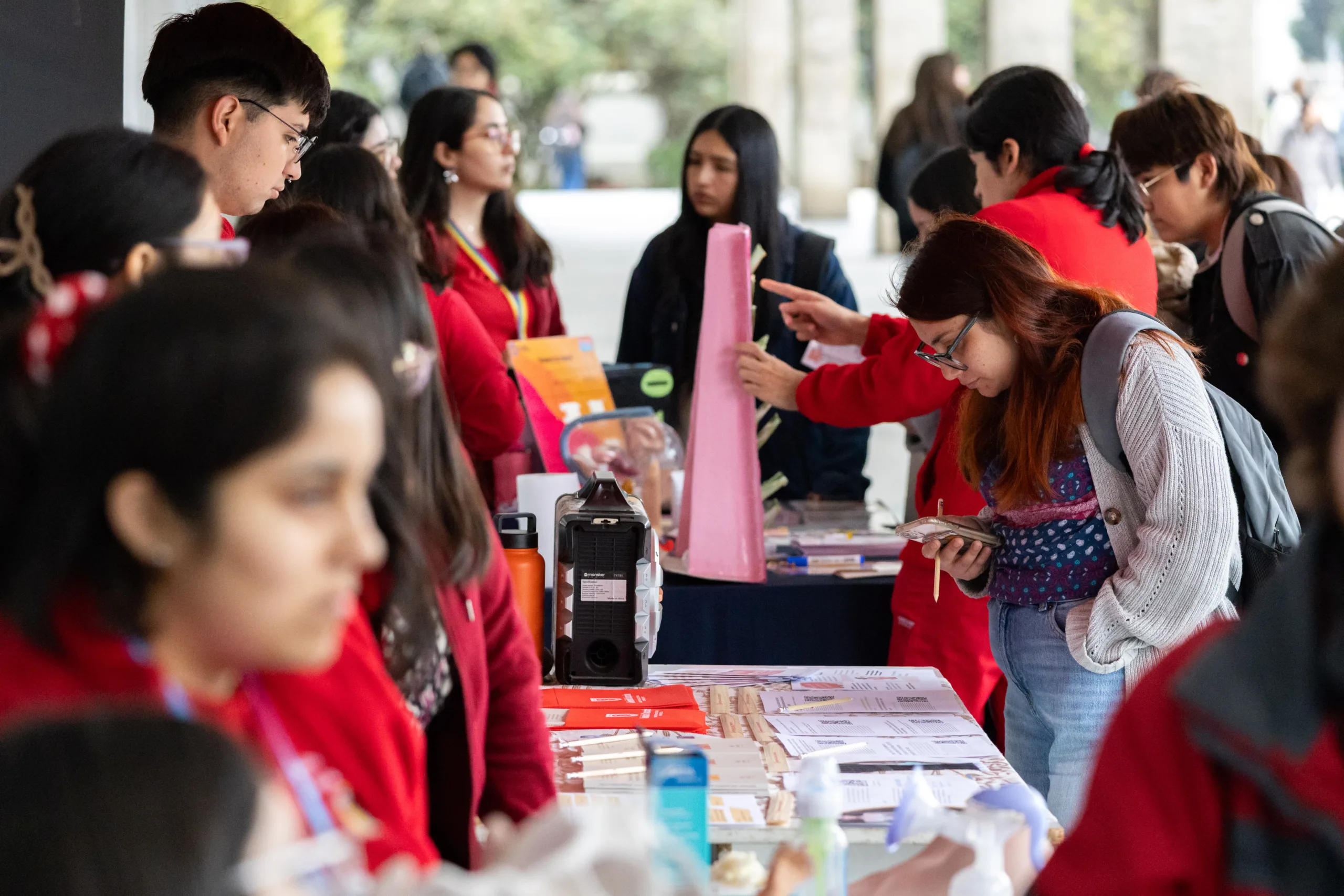 Feria salud sexual y reproductiva