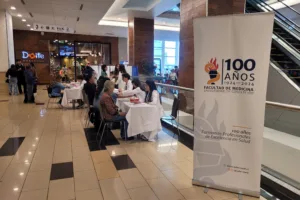 Operativo de Medicina UdeC en Mall del Centro Concepción
