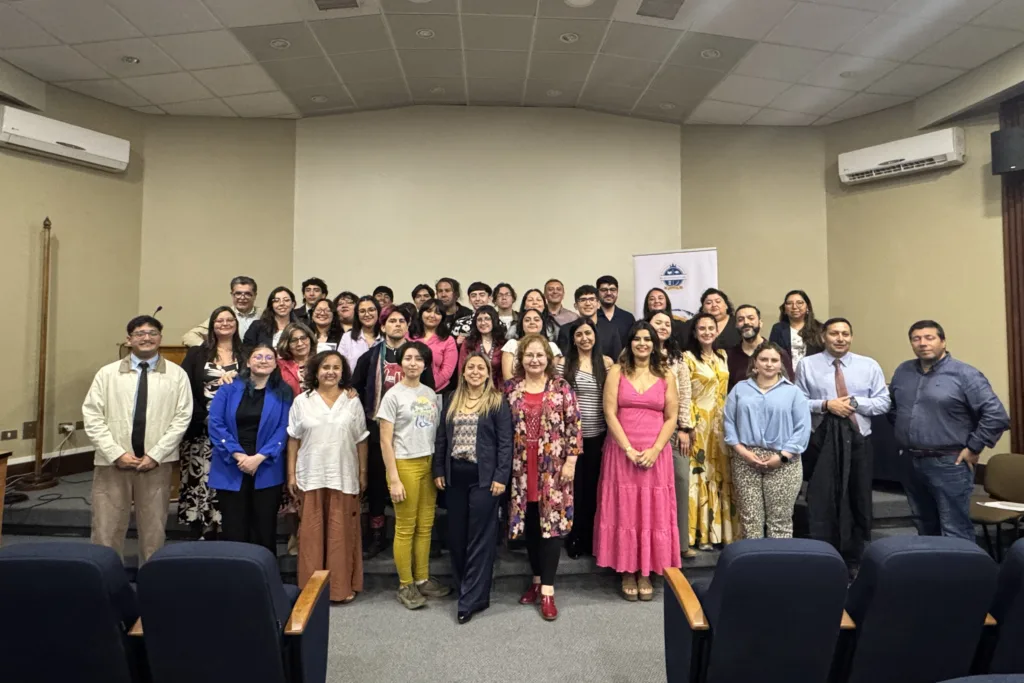 Proyecto VRIMLAB 2553 de la UdeC fortaleció la identidad profesional de docentes de inglés