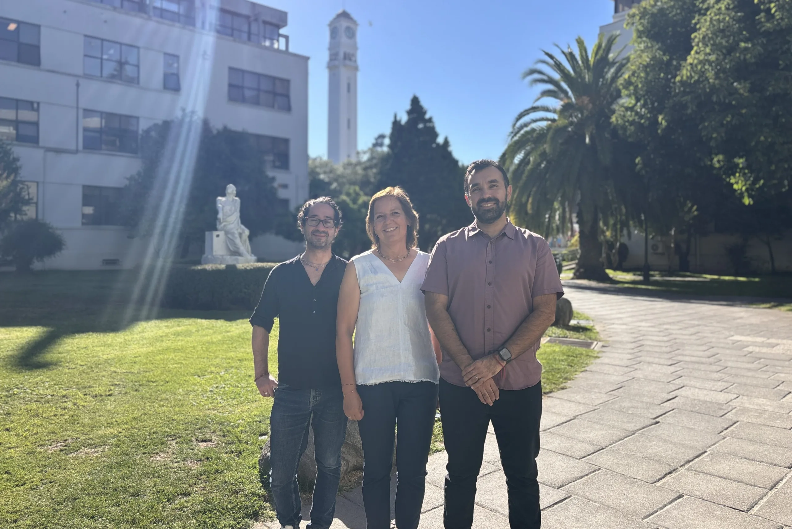 Docentes UdeC desarrollarán plataforma educativa digital para fortalecer la enseñanza de gramática del inglés
