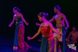 Carrera de Teatro impulsa su internacionalización con convenio junto a escuela de teatro intercultural de Singapur