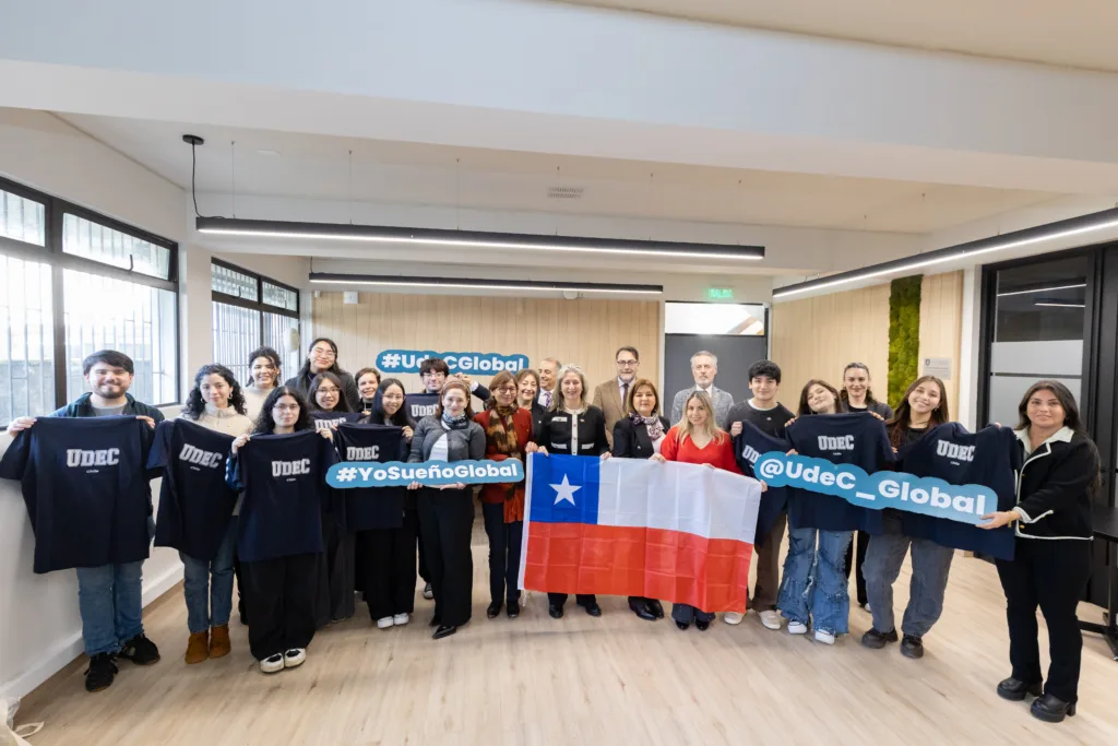 De la UdeC al mundo: 17 estudiantes inician su experiencia de movilidad internacional