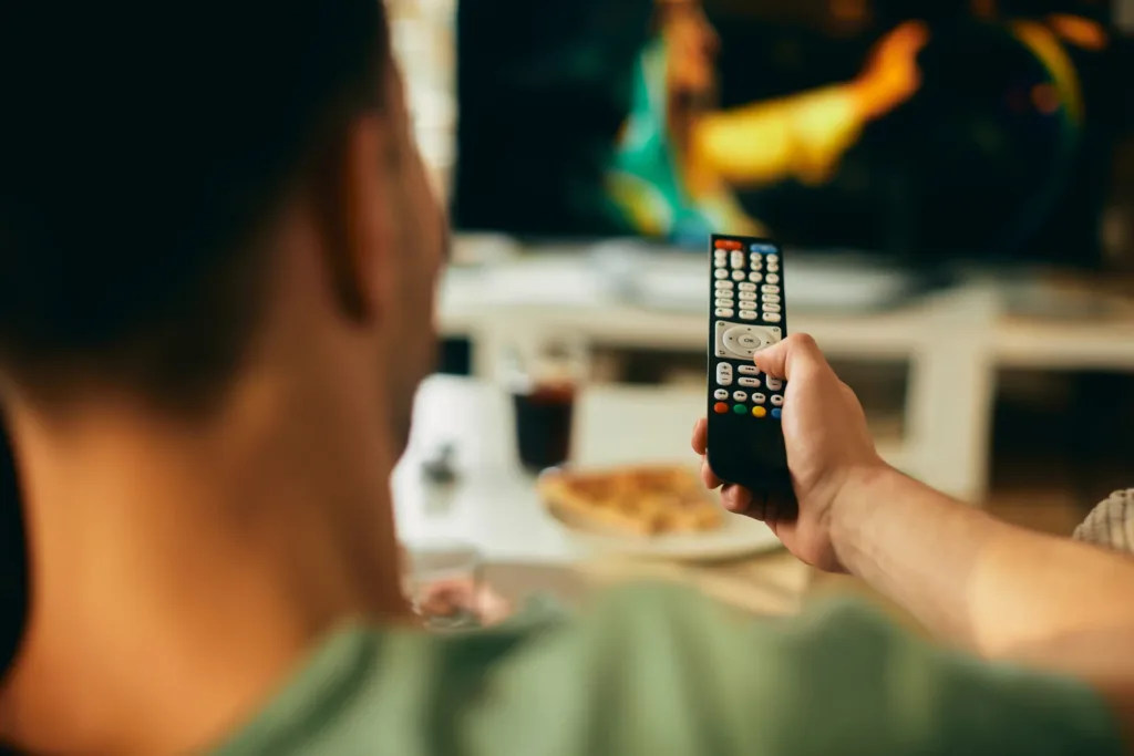 Más allá del entretenimiento: estudio propone utilizar series de televisión como recurso pedagógico en toxicología