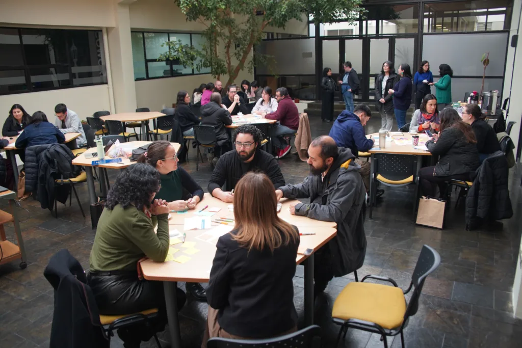 Red de Estrategia y Calidad UdeC profundiza buenas prácticas organizacionales en su segundo encuentro anual