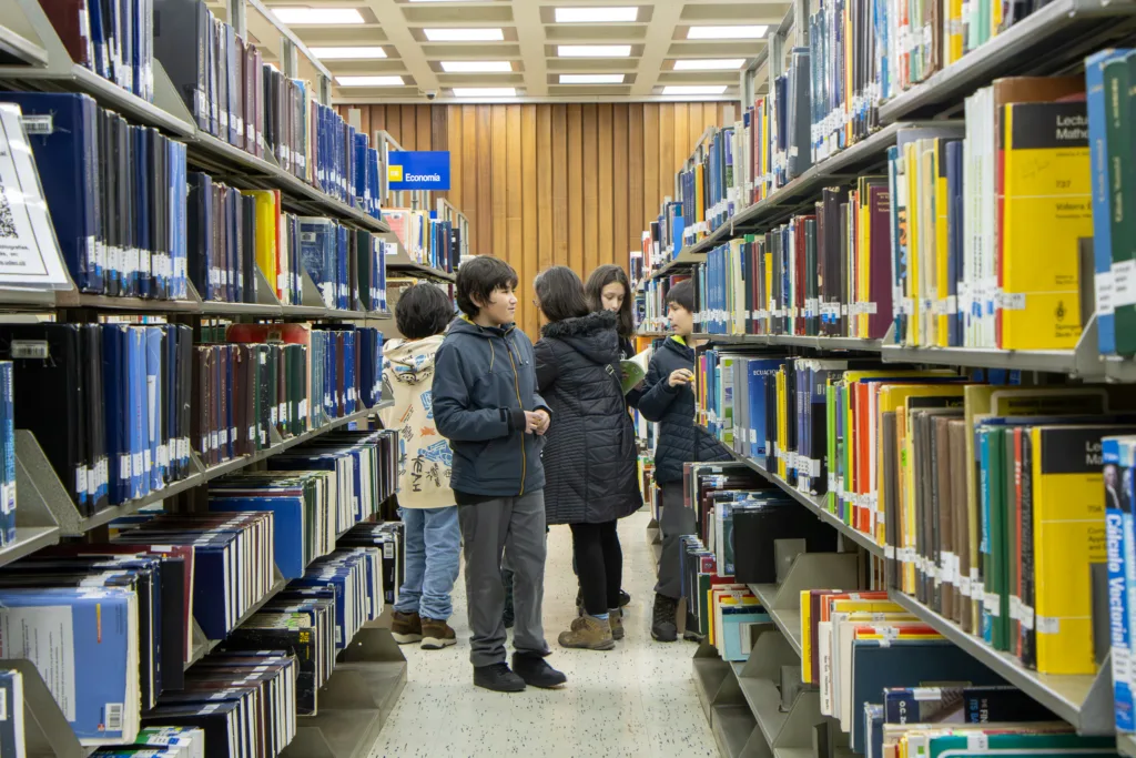 Bibliotecas y Talentos UdeC fortalecen el acceso al conocimiento para estudiantes con Altas Capacidades