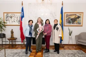 Reunión entre Rectoría y Coro del Reencuentro de exalumnos abre nuevas oportunidades de colaboración