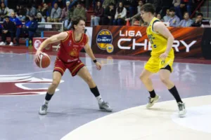 Colegio Los Leones acabó con el invicto de Básquet UdeC en el Torneo de Clausura