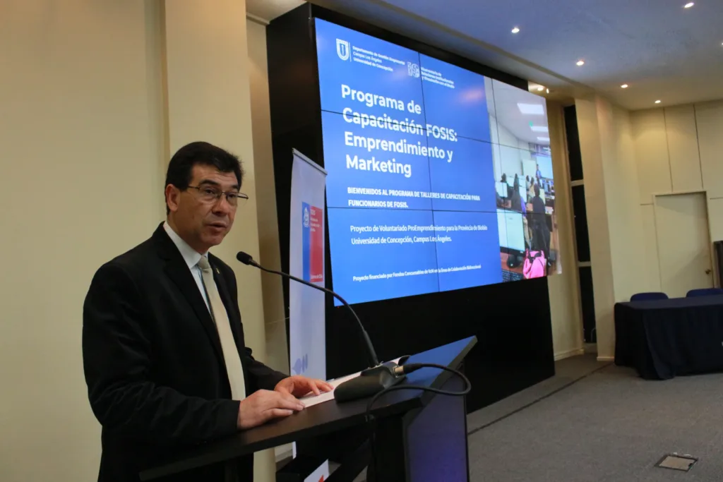 Campus Los Ángeles impulsa nuevas herramientas para apoyar el emprendimiento junto a FOSIS