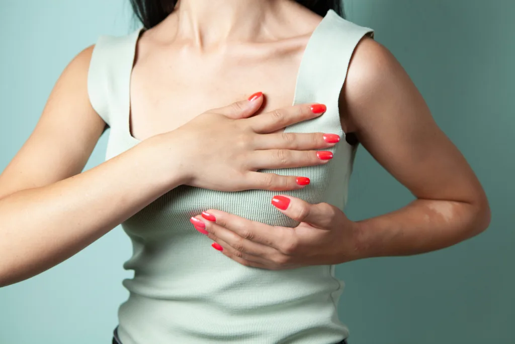 Reconstrucción mamaria y bienestar emocional: los retos de una recuperación integral tras el cáncer de mama