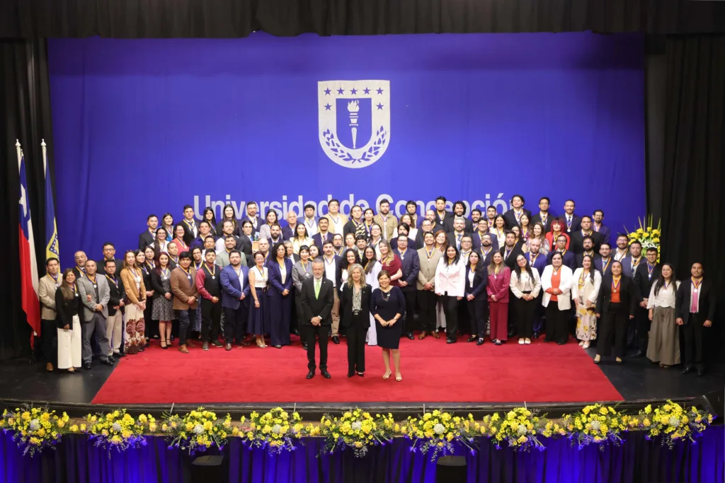 Capital humano avanzado: UdeC otorga medalla doctoral a 116 nuevas graduadas y graduados