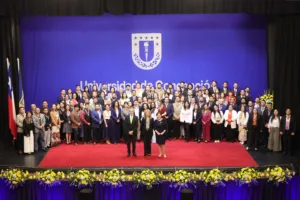 Capital humano avanzado: UdeC otorga medalla doctoral a 116 nuevas graduadas y graduados