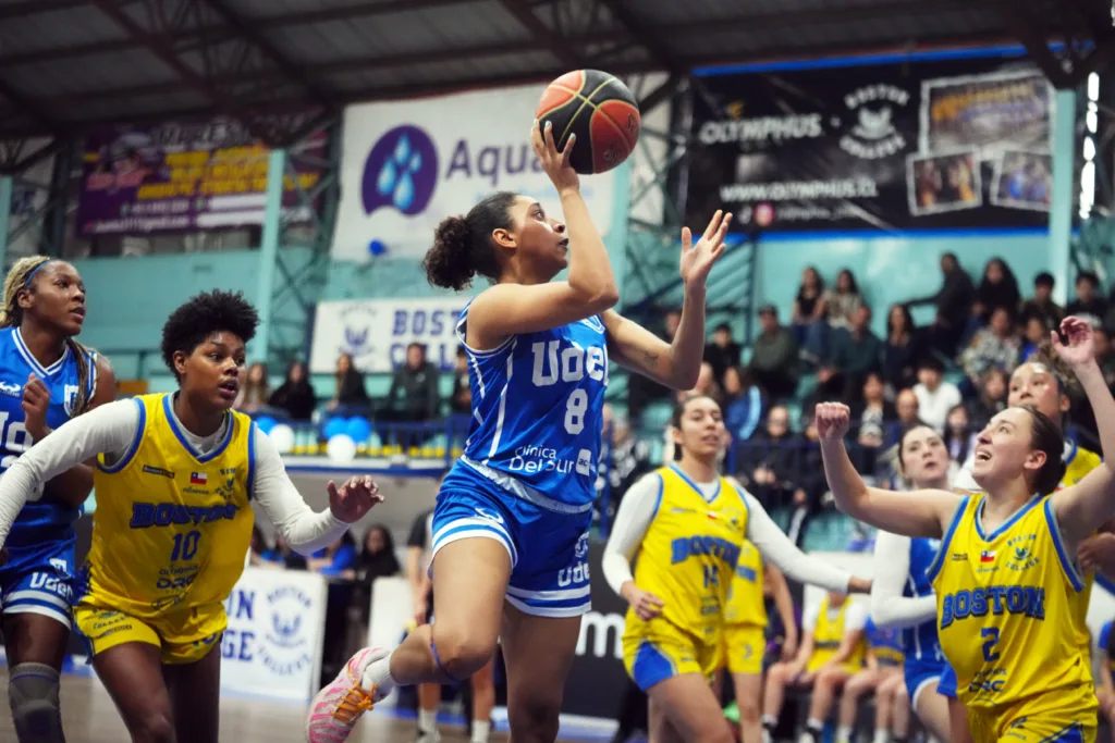 Básquet UdeC impone su juego y comienza el Clausura de la Liga Nacional Femenina con campaña perfecta