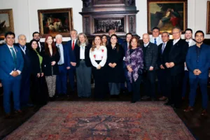 Rotary Club Concepción incorpora a Rectora Jacqueline Sepúlveda como socia honoraria