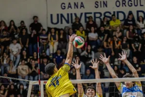 Vóleibol masculino peleará por el bronce del Campeonato Nacional Universitario