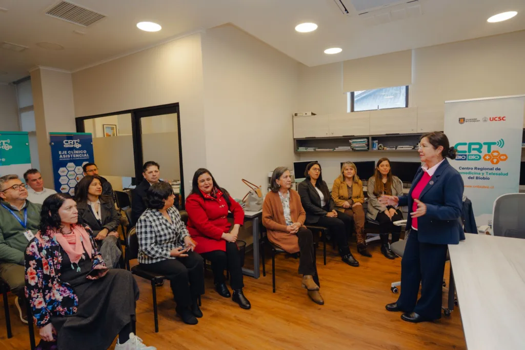 Ministra de Salud conoce experiencia de telemedicina de la UdeC y destaca su aporte al país