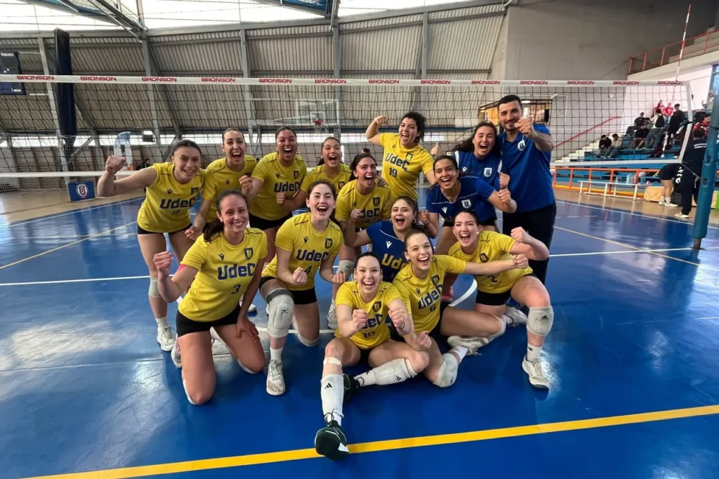 Campeonato Nacional Universitario: Vóley femenino ganó su grupo sin conocer la derrota