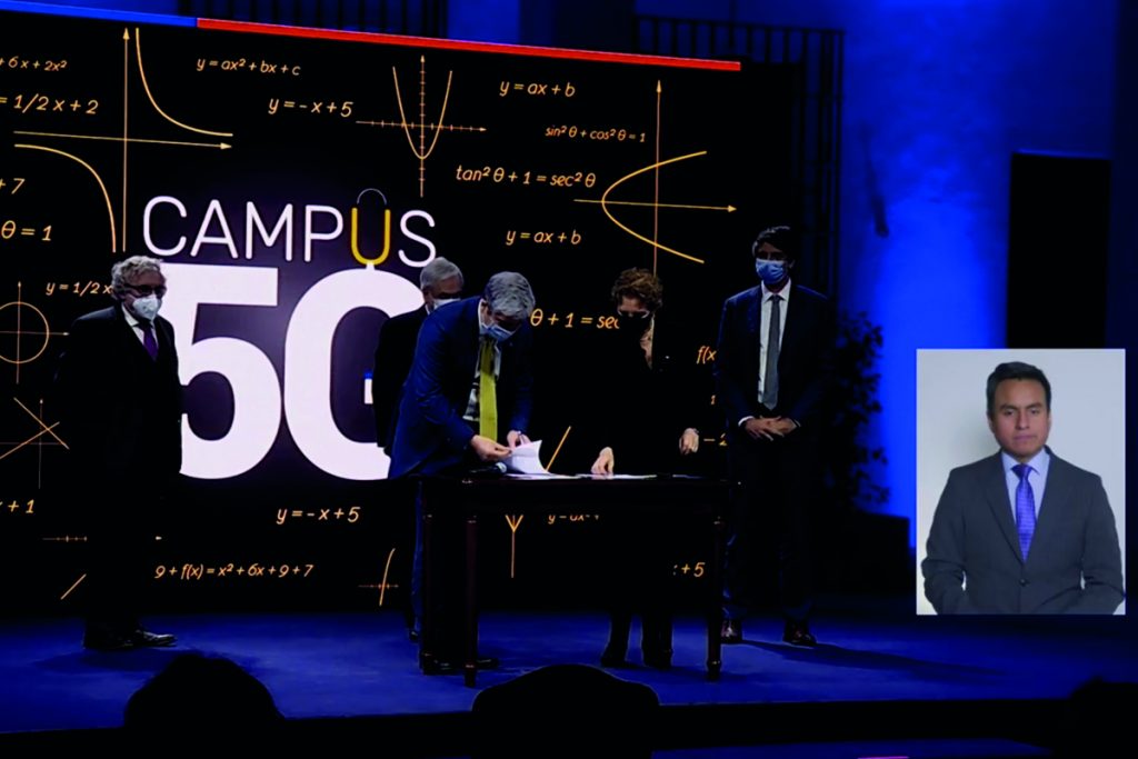 UdeC suscribe acuerdo en La Moneda para creación de Campus 5G