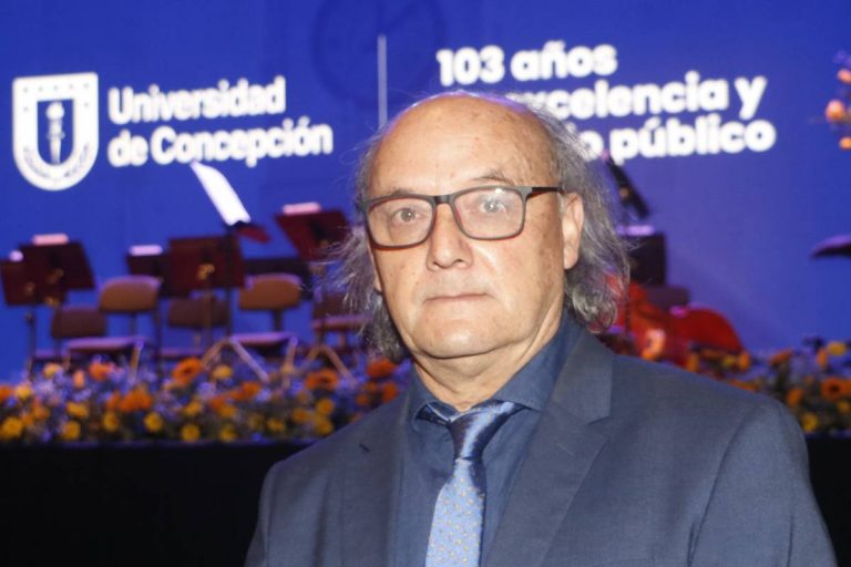 Académico UdeC obtiene reconocimiento de la Organización Internacional para la Inclusión y Calidad Educativa 2025