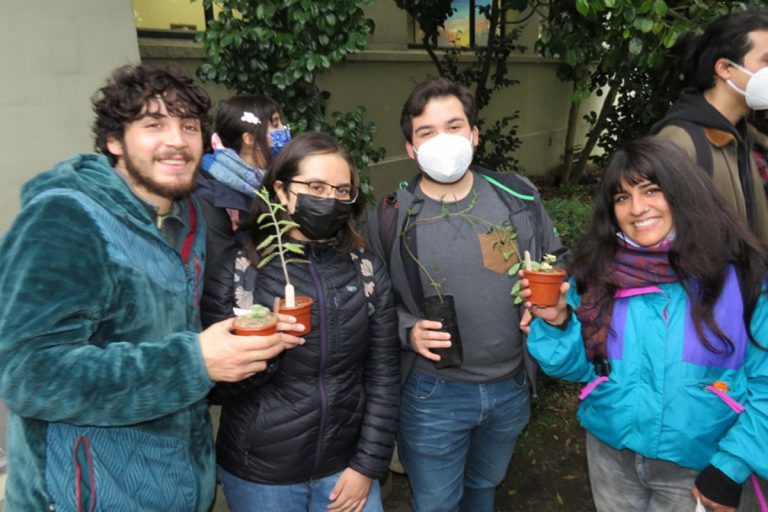 Botánica UdeC conmemoró el Día de la Fascinación por las Plantas