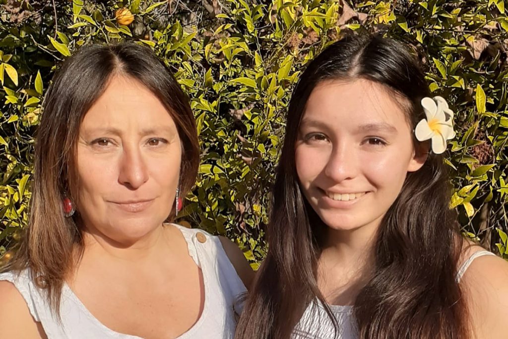 La historia en voz de mujeres: Académica UdeC presenta libro de etnología y etnografía de Rapa Nui