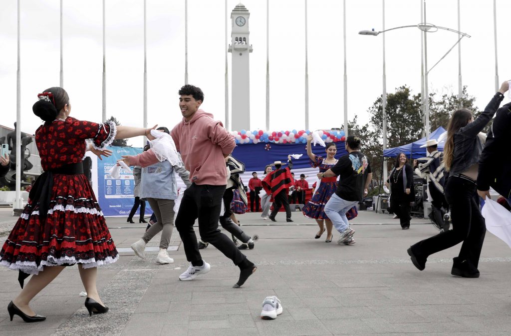 Juegos criollos y esquinazo marcaron la celebración de Fiestas Patrias de la Dise
