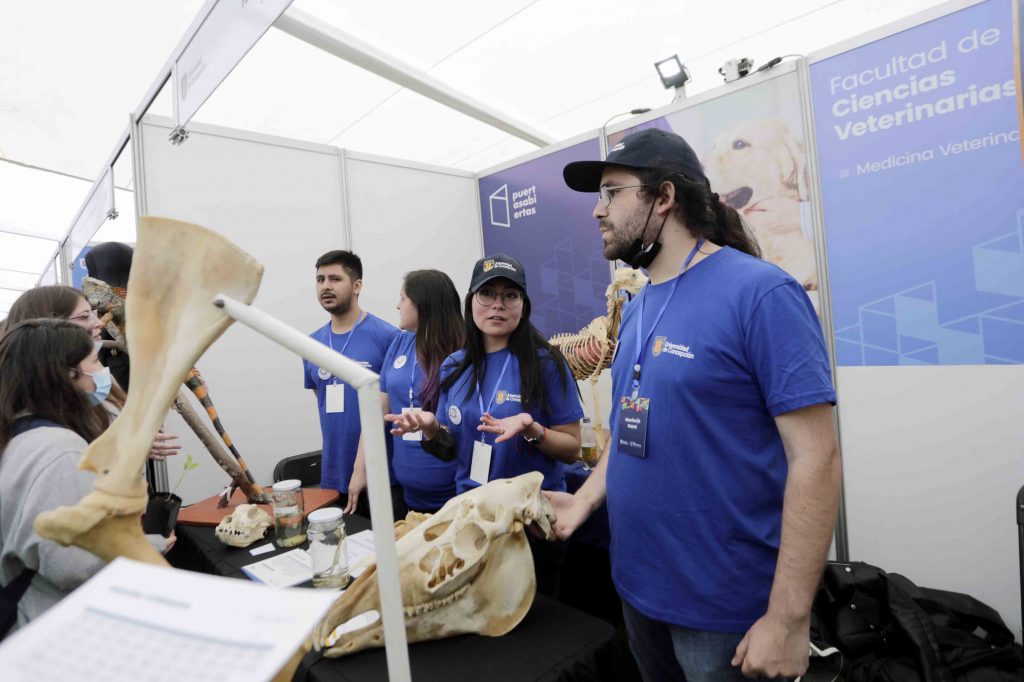 Feria Puertas Abiertas: más de 6 mil estudiantes visitan la UdeC en la ...