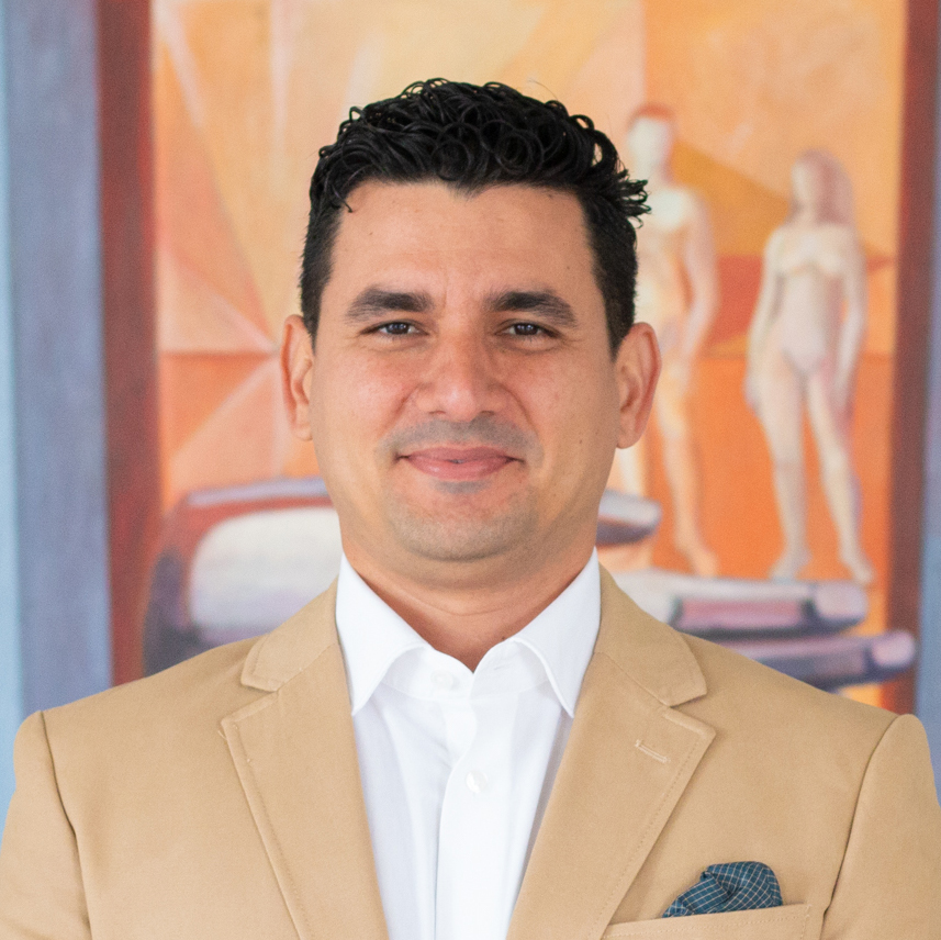 Imagen de Dr. Alain Pérez Alonso