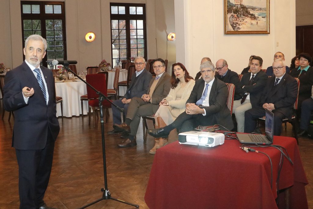 Informe Ejecutivo de Autoevaluación Institucional fue presentado al Consejo Académico y Directorio de la Corporación