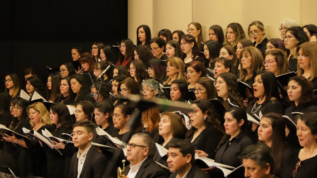 Mujeres sinfónicas y líricas comparten su orgullo de participar en el Concierto del 105 Aniversario UdeC y los 70 años del Campus Chillán