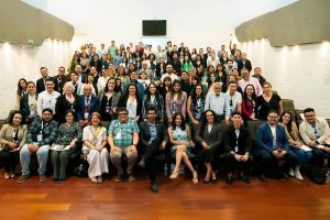 Académicas y estudiantes de Odontología UdeC destacan en congreso internacional de rehabilitación oral en México