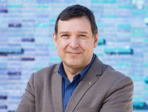 Dr. Aníbal Pauchard Cortes