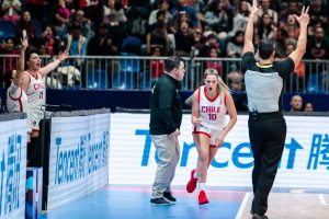 Bárbara Cousiño capitaneó a Chile en caída ante Estados Unidos en inicio de la Americup