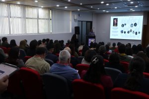 Bibliotecas UdeC coorganizó seminario sobre integridad académica en el uso de la IA Bibliotecas UdeC coorganizó seminario sobre integridad académica en el uso de la IA