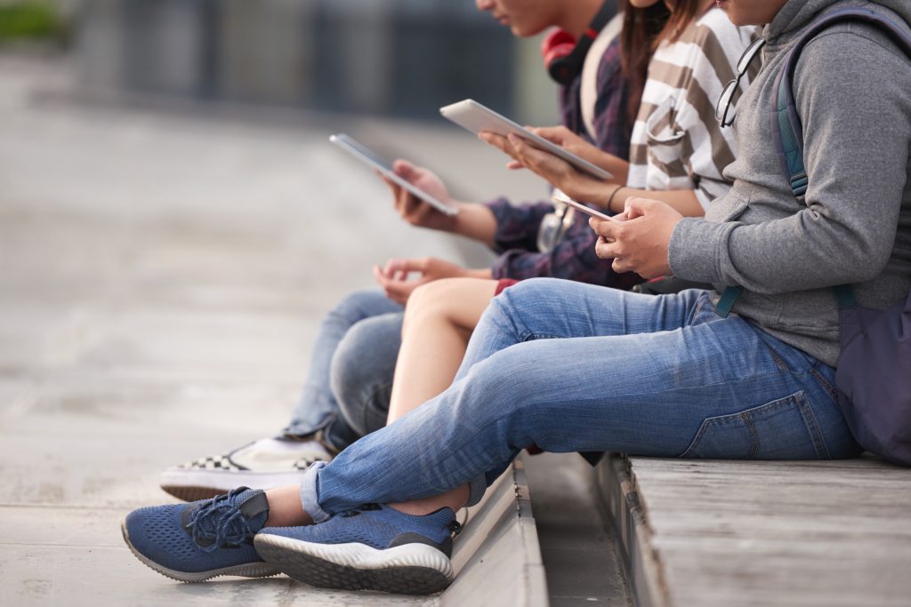Adolescentes tecnología