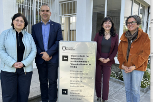Universidad de Concepción recibe a Antonia Torres como poeta residente de la Cátedra Gonzalo Rojas 2025-26 Universidad de Concepción recibe a Antonia Torres como poeta residente de la Cátedra Gonzalo Rojas 2025-26