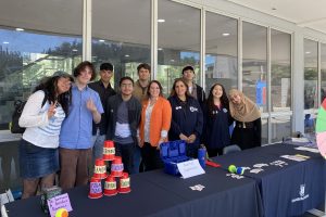 Estudiantes UdeC promueven reflexión sobre las barreras que enfrentan personas migrantes y con discapacidad Estudiantes UdeC promueven reflexión sobre las barreras que enfrentan personas migrantes y con discapacidad