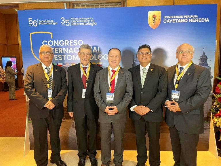 Autoridades de Odontología UdeC son nombrados Profesores Extraordinarios Visitantes de la UPCH