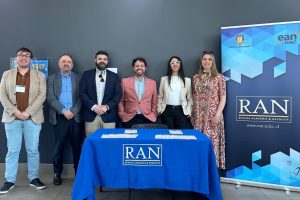 Revista Academia y Negocios UdeC en congreso internacional sobre sostenibilidad