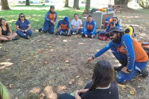 Rescatistas brasileños comparten conocimientos con voluntarios del Centro de Rehabilitación y Educación de Fauna Silvestre UdeC