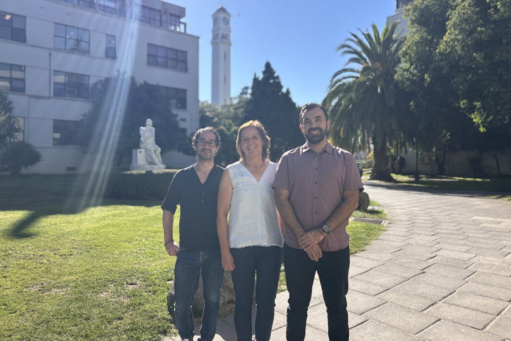 Docentes UdeC desarrollarán plataforma educativa digital para fortalecer la enseñanza de gramática del inglés
