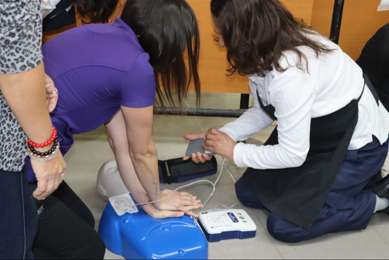 Casino Los Patos incorpora desfibrilador