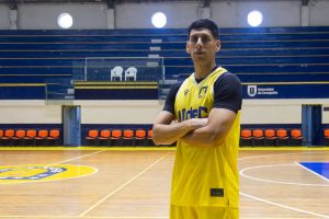 Nahuel Martínez Básquet UdeC